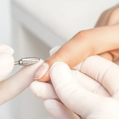 Protez Tırnak Çıkarma - Artificial Nail Removal